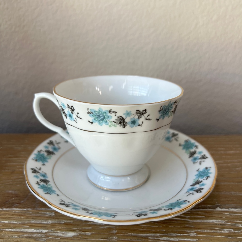 Blue floral porcelain fine china tea cup
